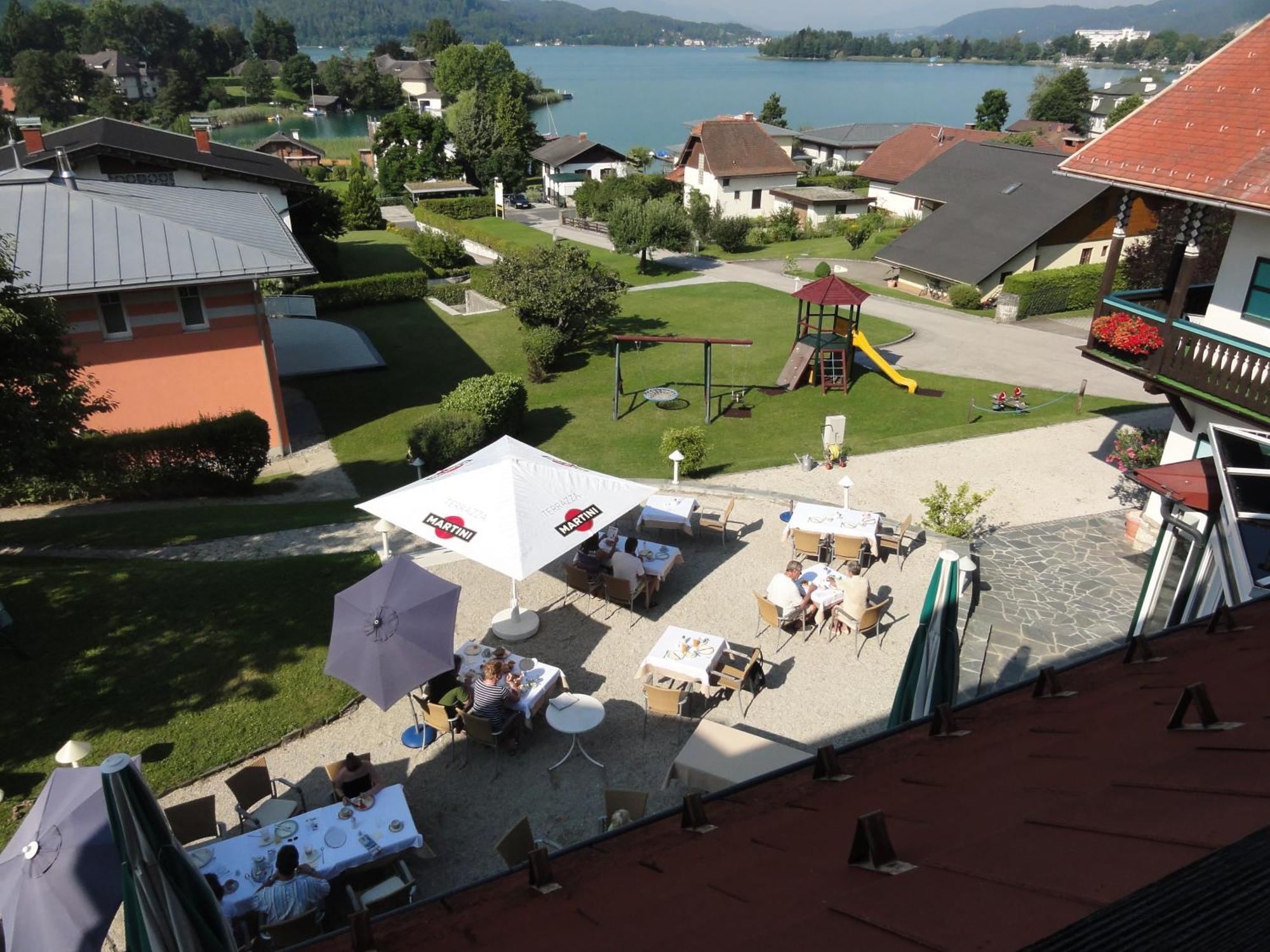 Lust Und Laune Hotel Am Woerthersee Пёрчах-ам-Вёртерзе Экстерьер фото